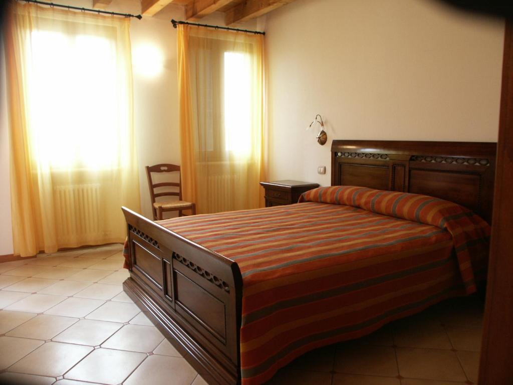 Agriturismo Colombarola Sona Pokoj fotografie