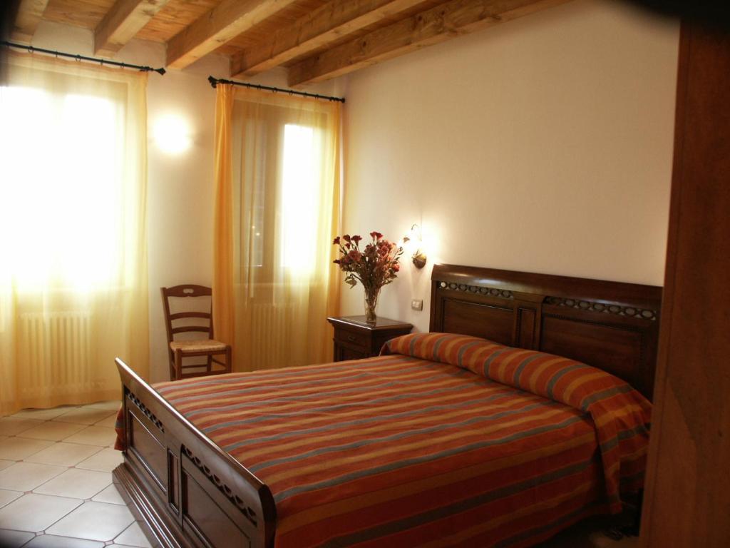 Agriturismo Colombarola Sona Pokoj fotografie