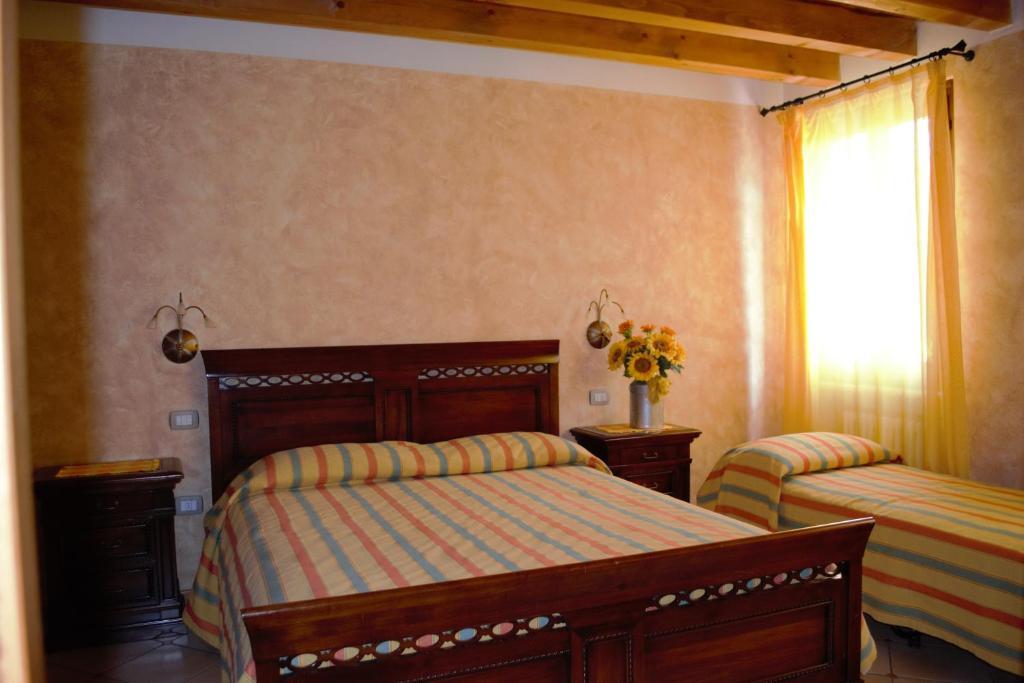 Agriturismo Colombarola Sona Pokoj fotografie